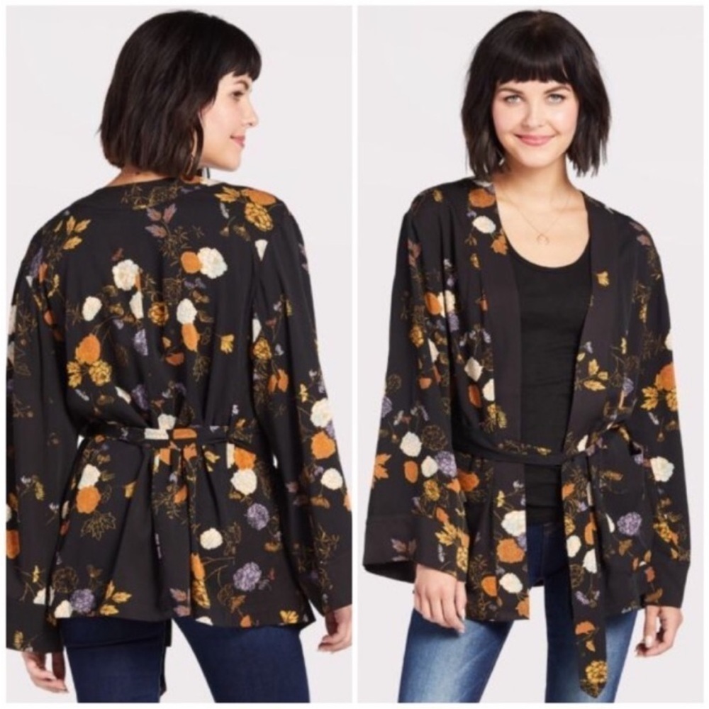 Free People Peony Kimono In Midnight Jacket Front Pockets NWOT Floral Print - Picture 2 of 10